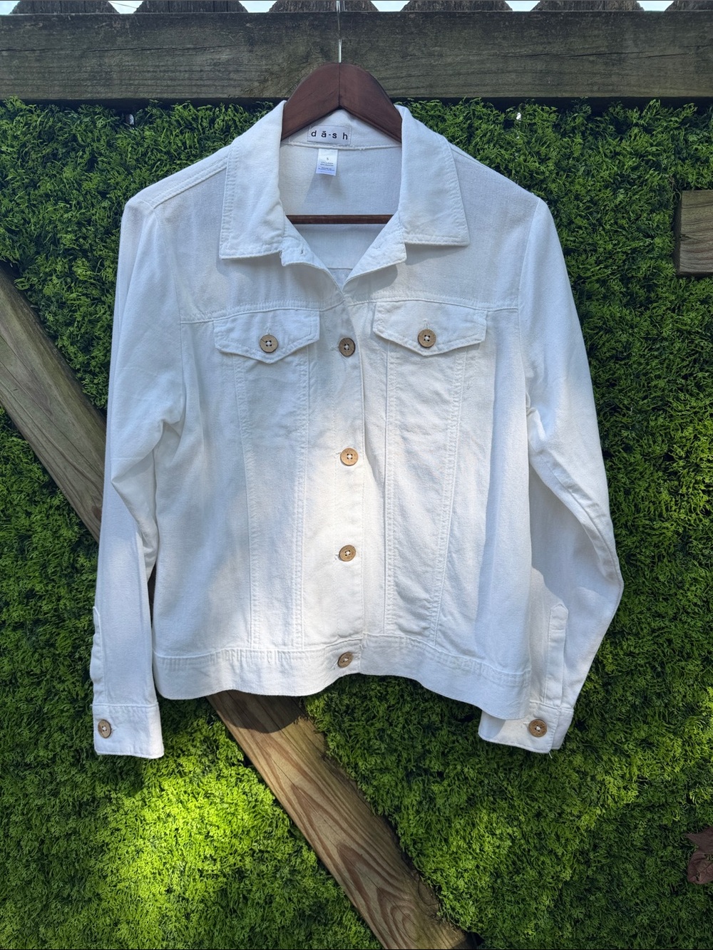 Dash White Women's Button-Front Linen Jacket